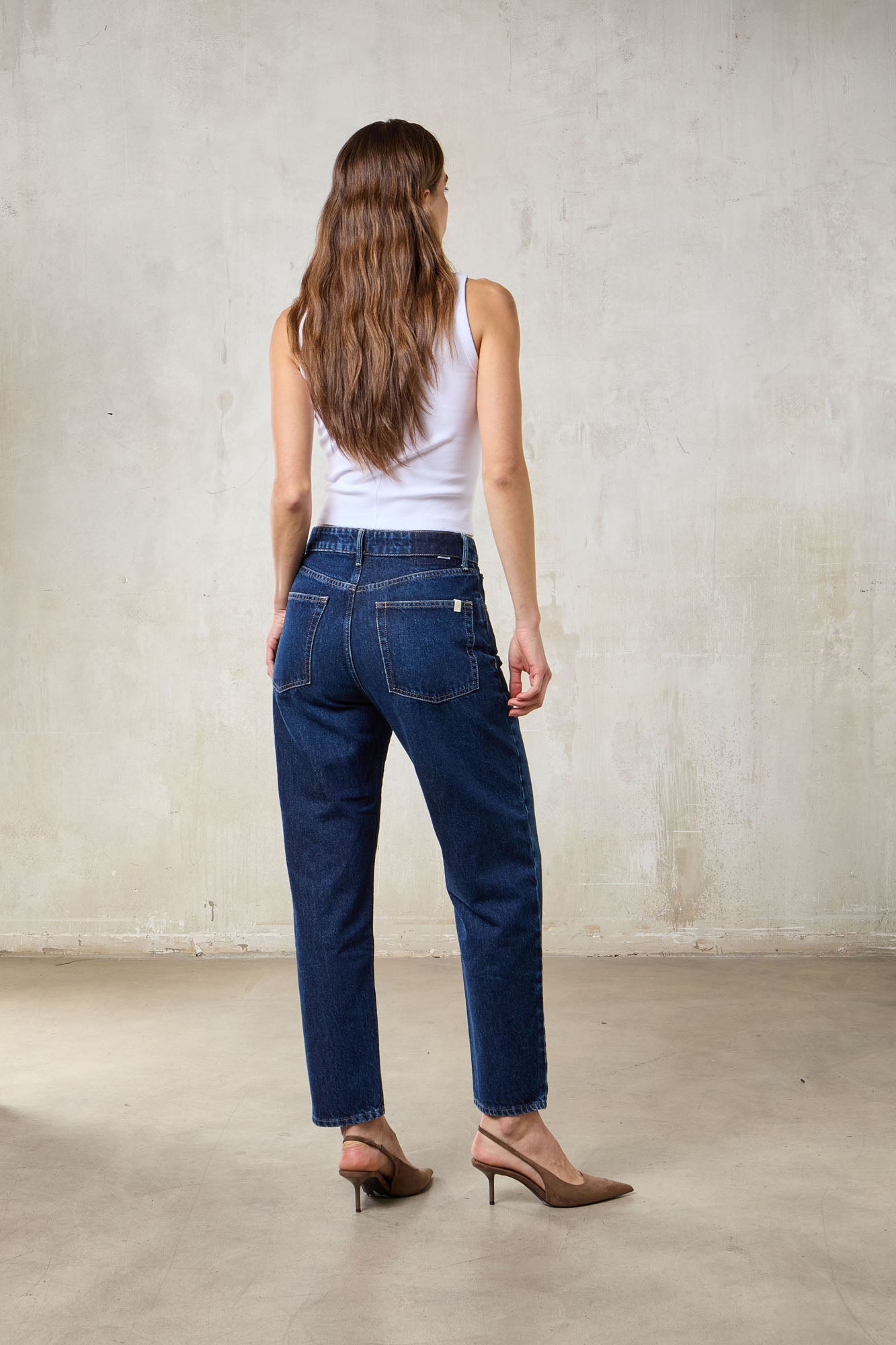 COURTNEY WOMAN JEANS - STONE DARK