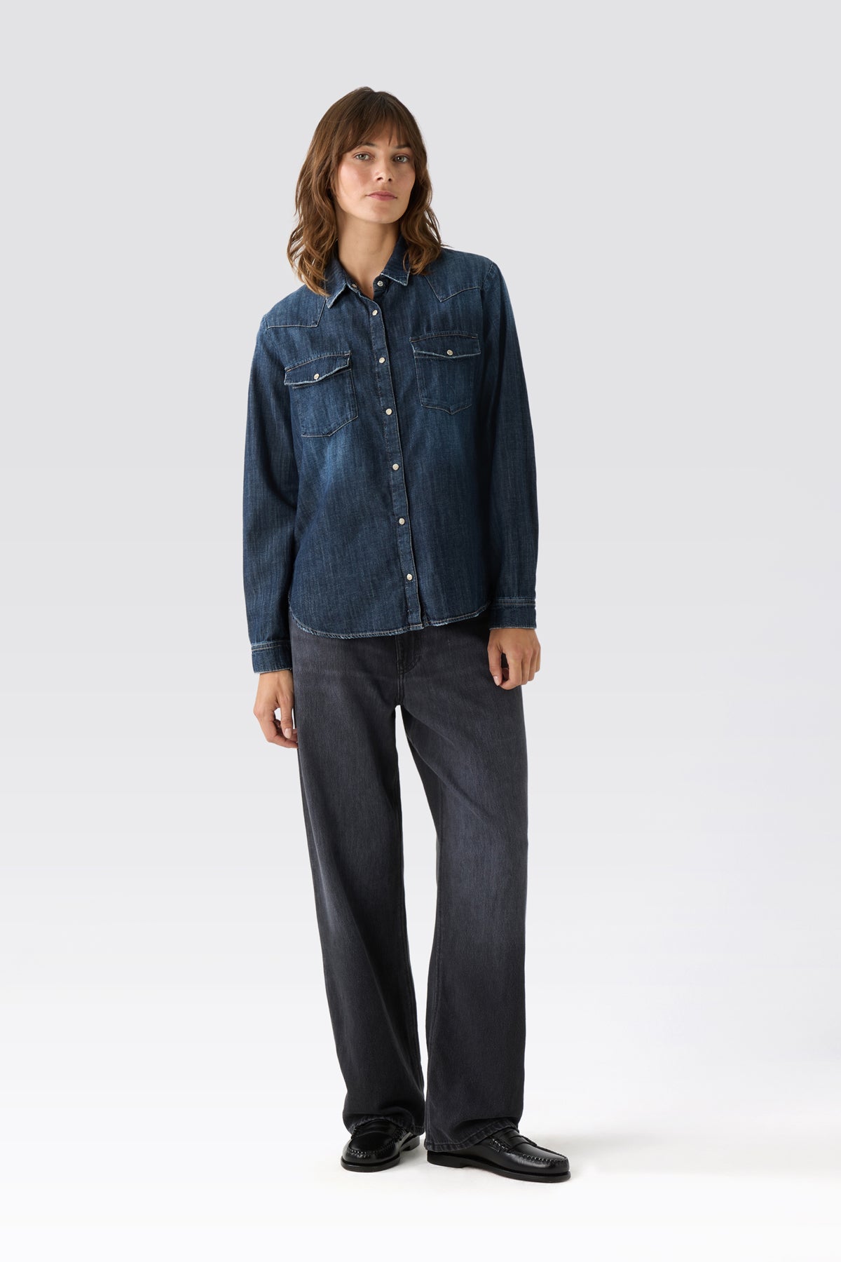 WOMAN REGULAR SHIRT - DARK