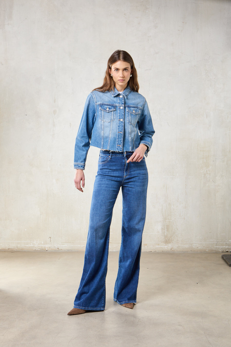 DEBBIE WOMAN JEANS - MEDIUM