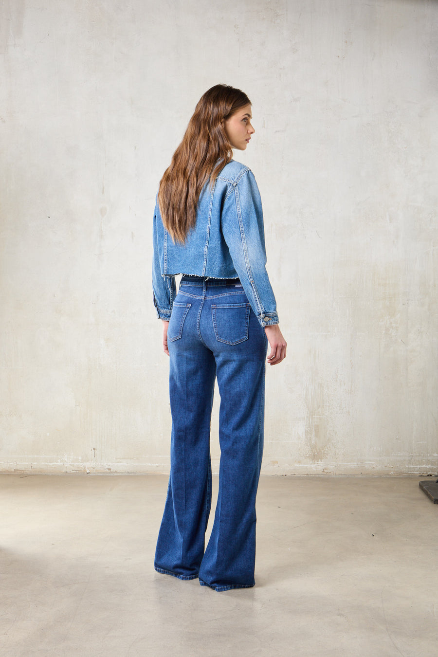 DEBBIE WOMAN JEANS - MEDIUM