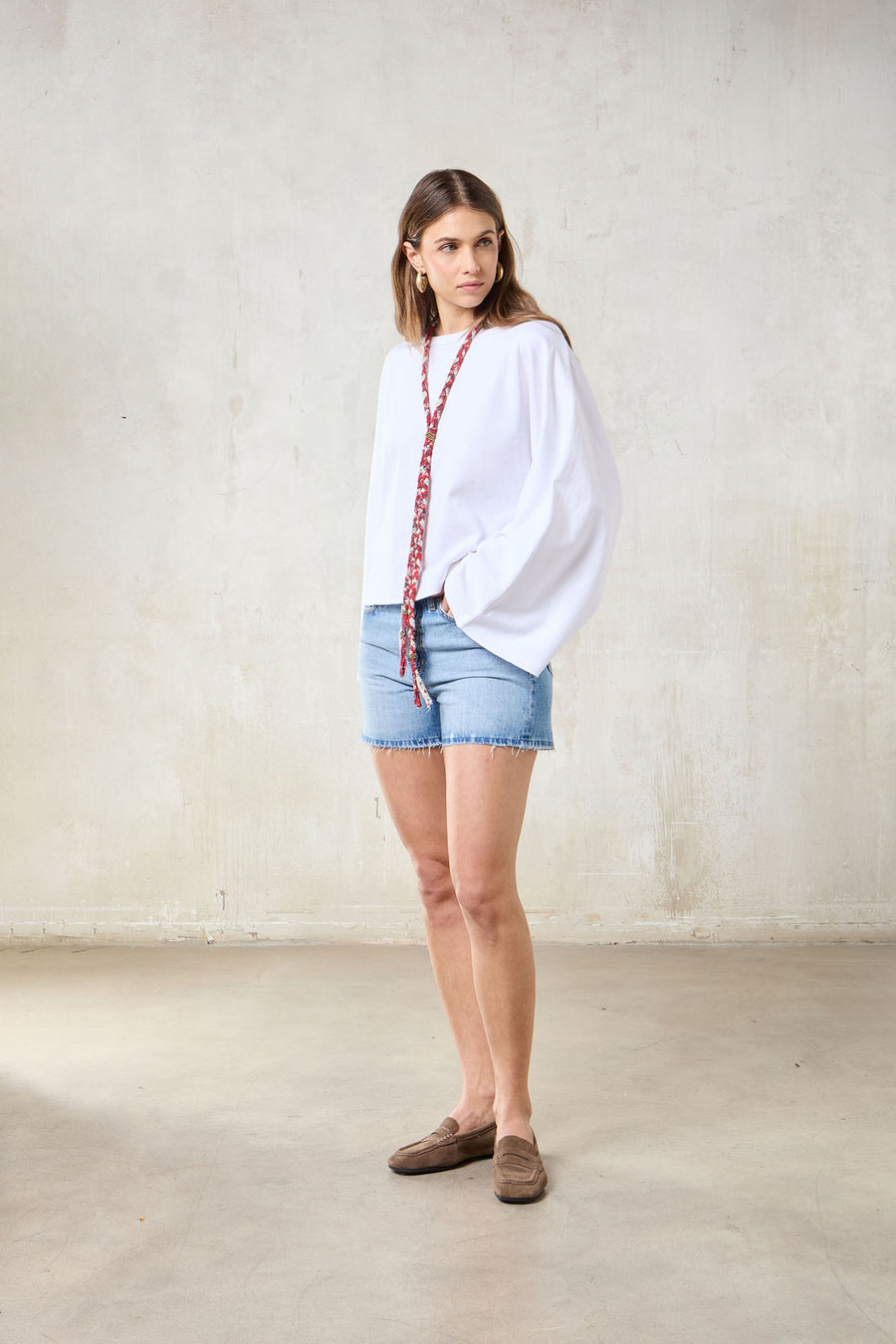 WOMAN DENIM SHORTS - LIGHT BLUE