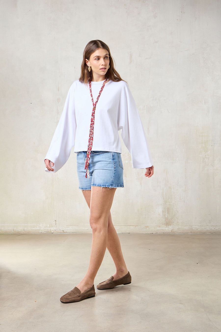 WOMAN DENIM SHORTS - LIGHT BLUE