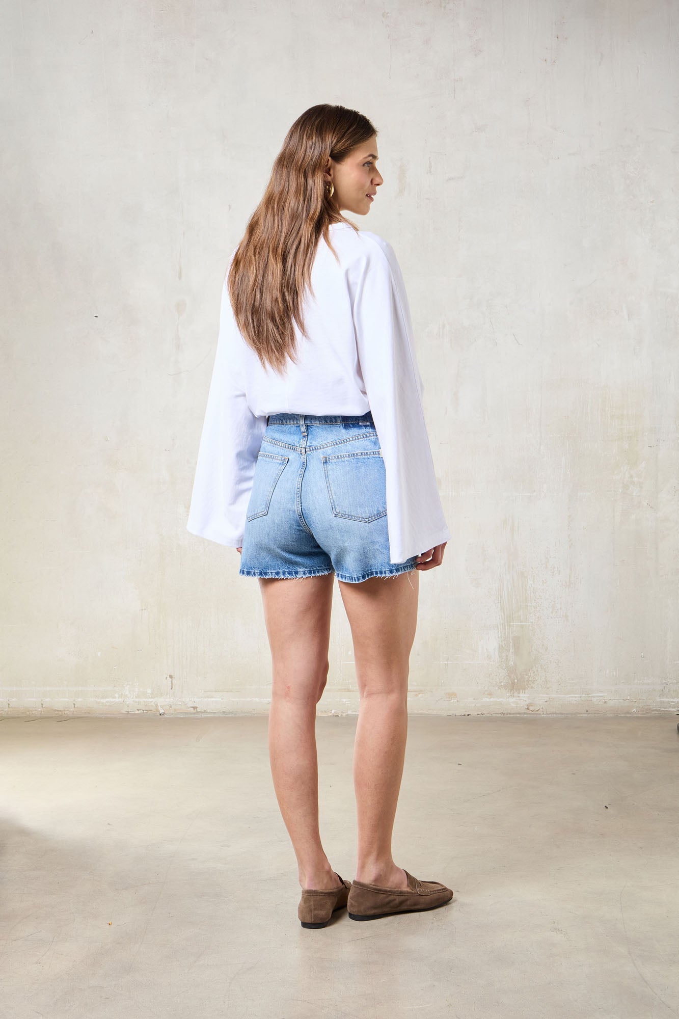 WOMAN DENIM SHORTS - LIGHT BLUE